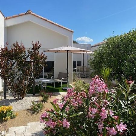 סן-ז'יל-קרואה-דה-וי Maison Neuve Zone Coulee Verte Menant A L'Ocean מראה חיצוני תמונה